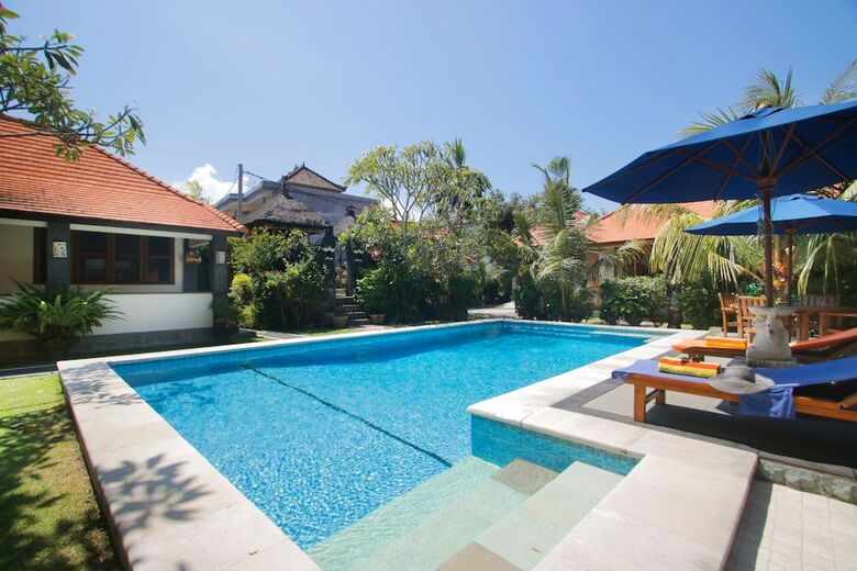 Bed & Breakfast Graha Madesimon