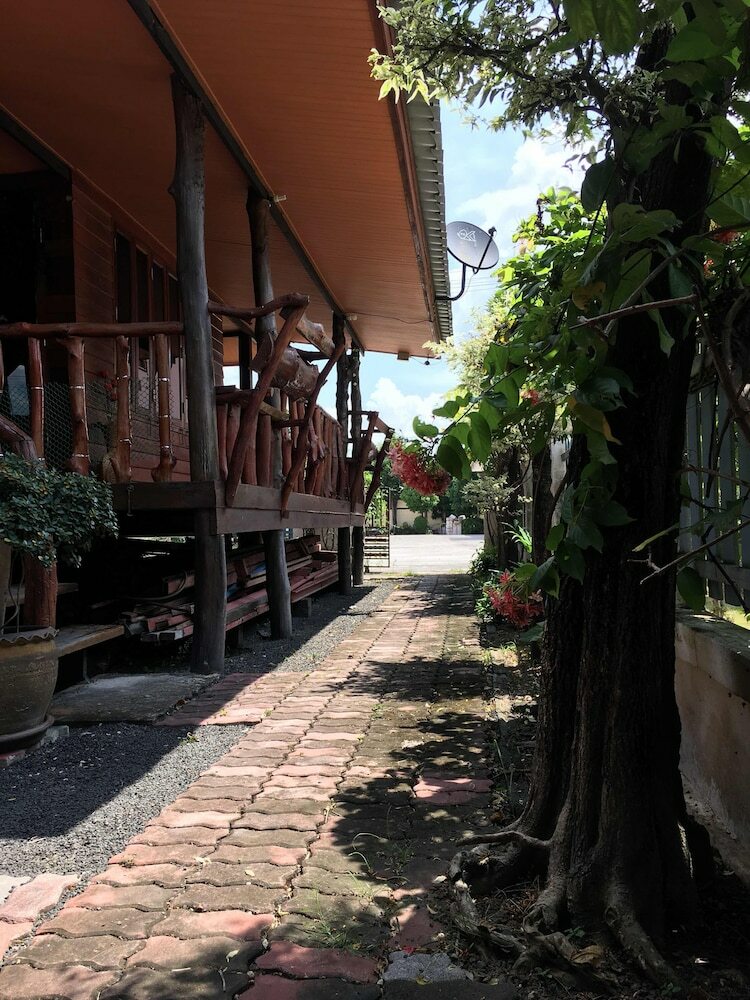 Hotel Baan Tubtim Resort
