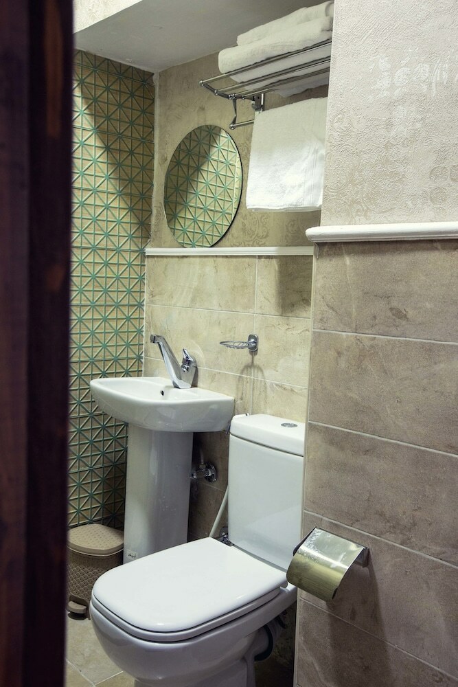 Hotel Tahrir Plaza Suites