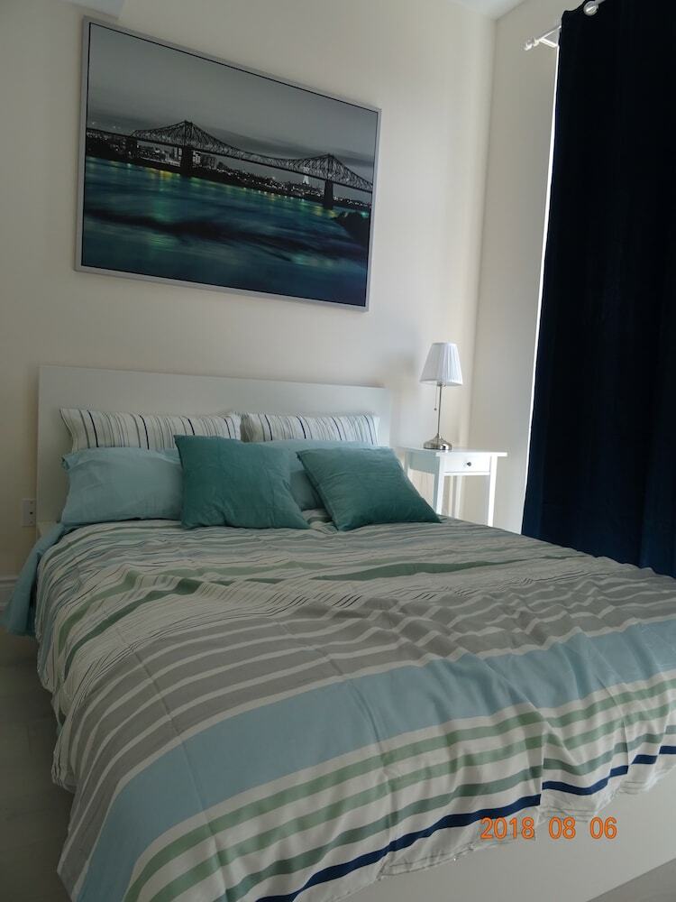 Apartamentos Ruby Red Cloud Homes