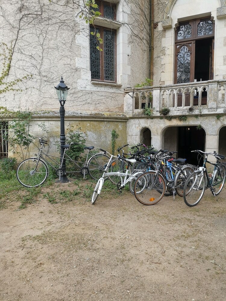 Chateau de La Chaise Saint-eloi