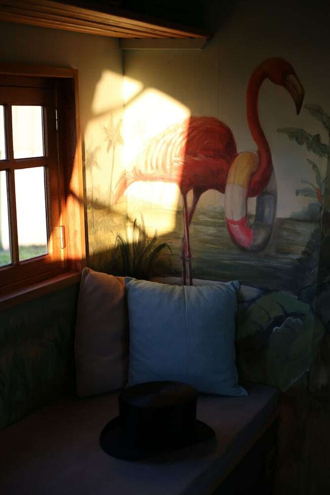 Bed & Breakfast La Roulotte Des Grillots