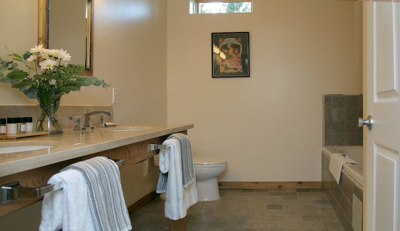 Bed & Breakfast Courtwood Inn