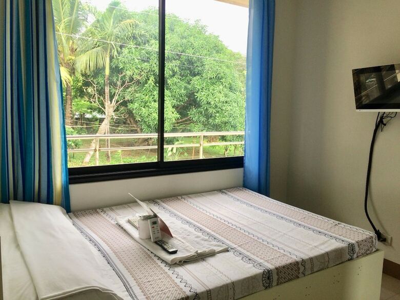 Lcf Bb Hotel And Restaurant