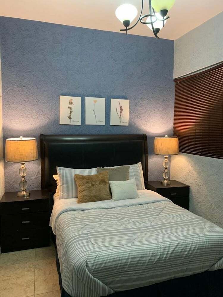 Hotel Franks House