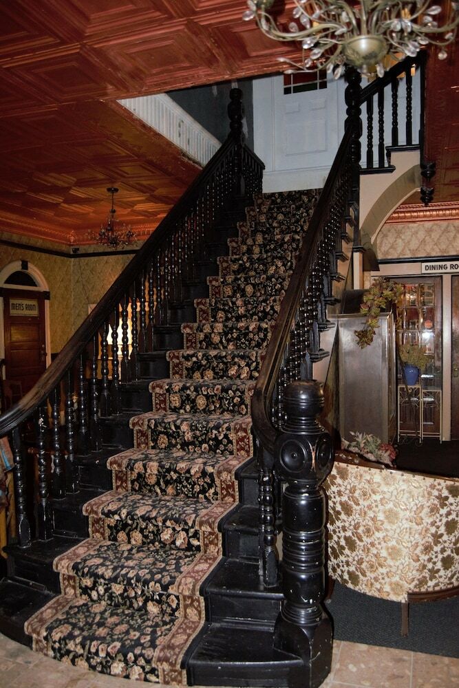 Historic Hotel Broadalbin