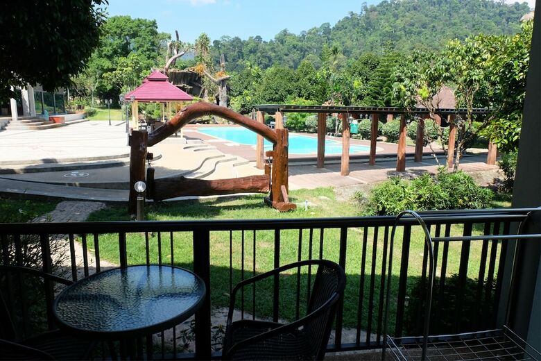 Hotel Akantuka Homestay