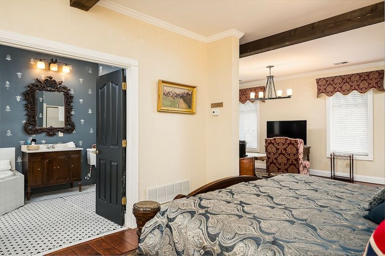 Bed & Breakfast Montgomery Inn Bnb