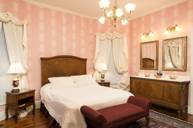 Bed & Breakfast Montgomery Inn Bnb