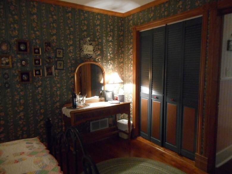 Posada Applesauce Inn Bed And Breakfast