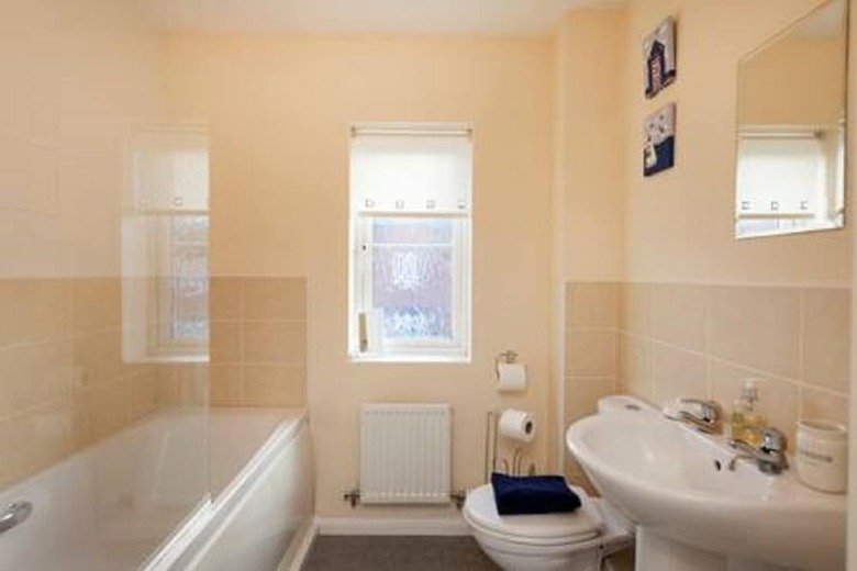 Malsbury Avenue Apartment