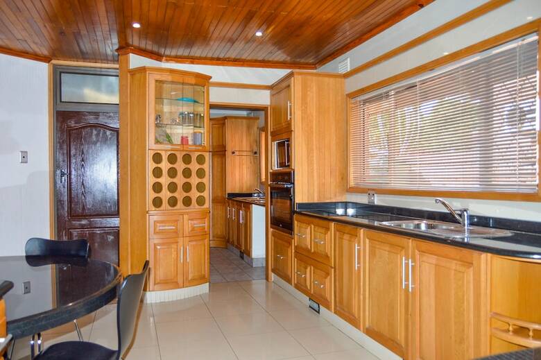 Hotel Emangunini Bed & Breakfast