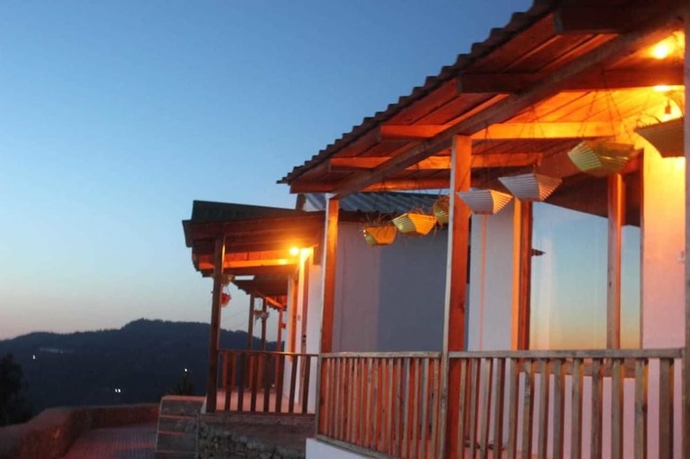 Bed & Breakfast Banlekhi