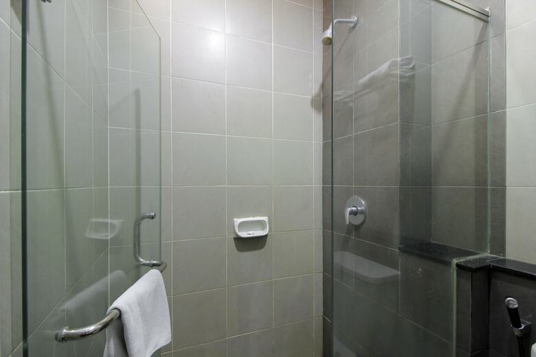 Hotel Reddoorz Plus Near Gbk Senayan