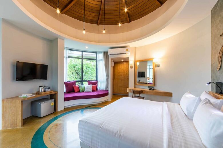 Hotel Na Tree Tara Riverside Resort