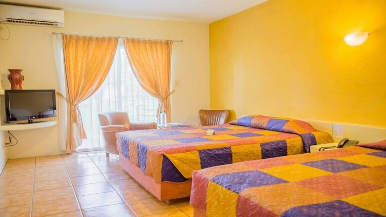 Hotel Bambu Resort