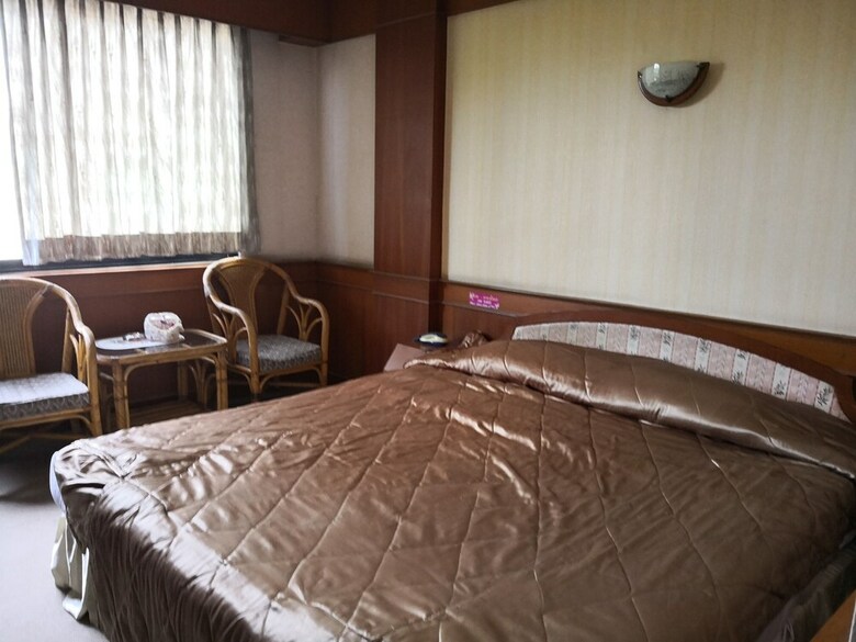 Hotel Cl Garden Inn