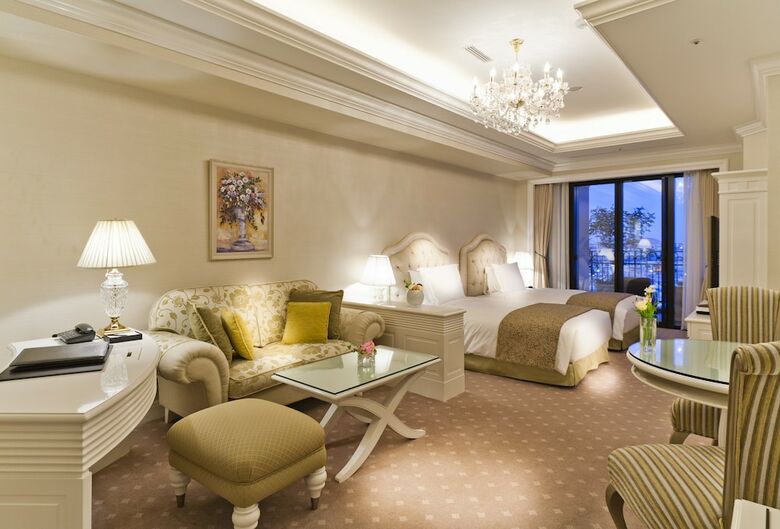 Hotel La Suite Kobe Harborland