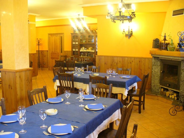 Hotel Rural Huelde