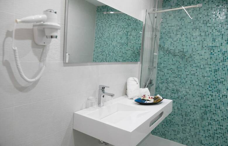Hotel Ohasis Boutique Suites
