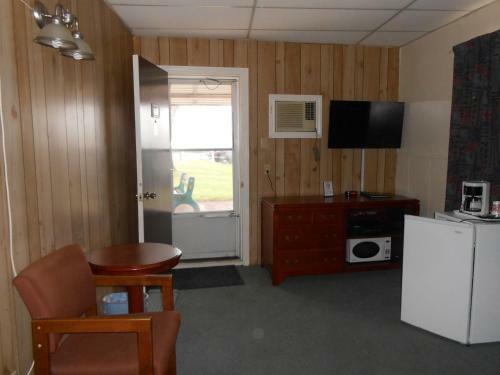 Aquarius Motel