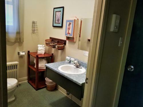 Hostal Auberge Internationale La Vieille �cole