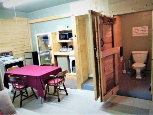 Hostal Auberge Internationale La Vieille �cole