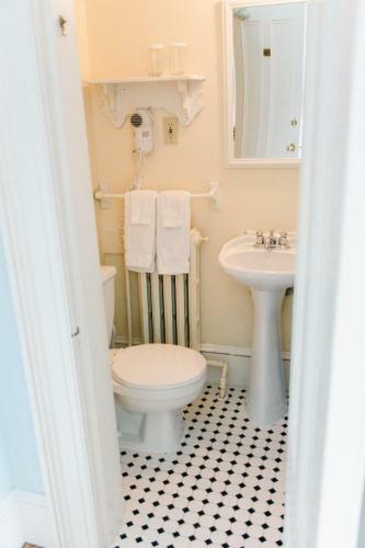Bed & Breakfast Boscawen Inn