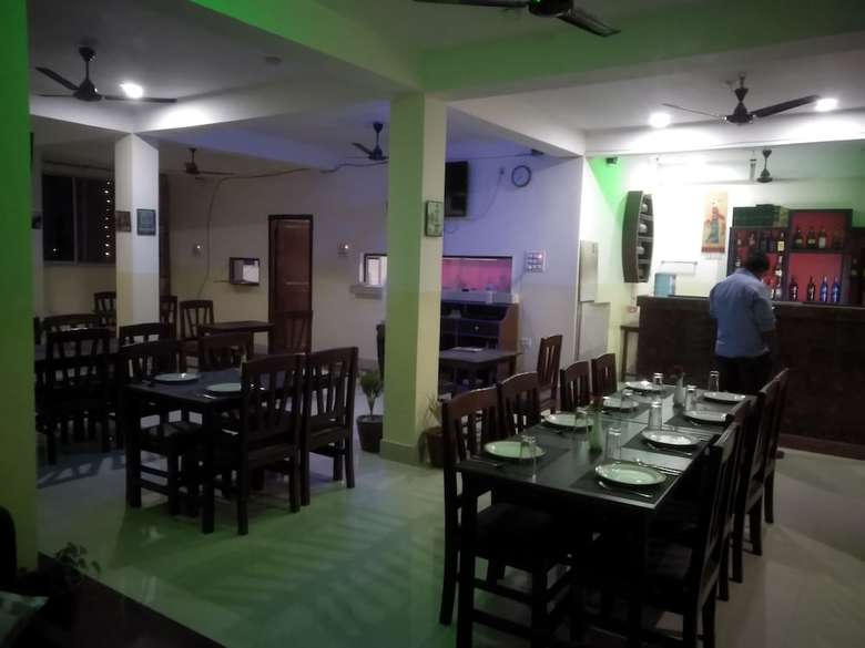 Hotel Ridhi Restaurant & Lounge Bar