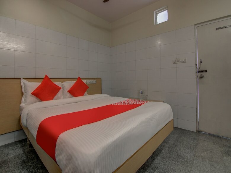 Hotel Oyo 14669 Mayur's Residency