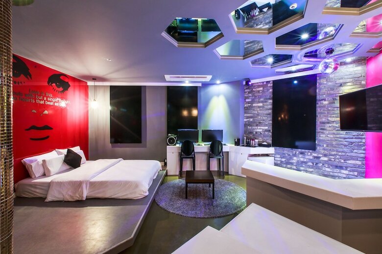 Plein Hotel