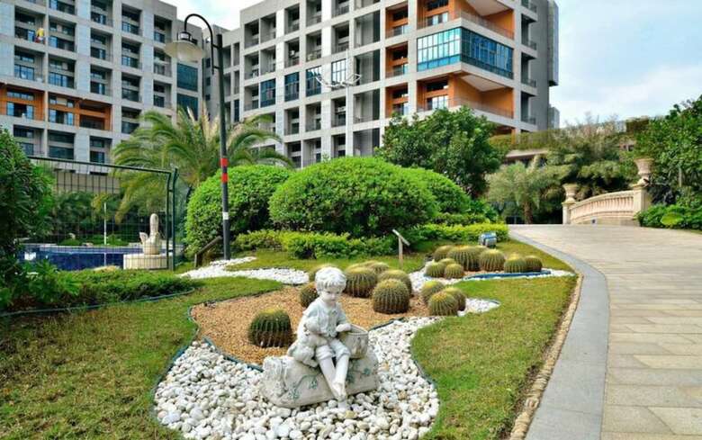 Baihe International Apartment Hotel