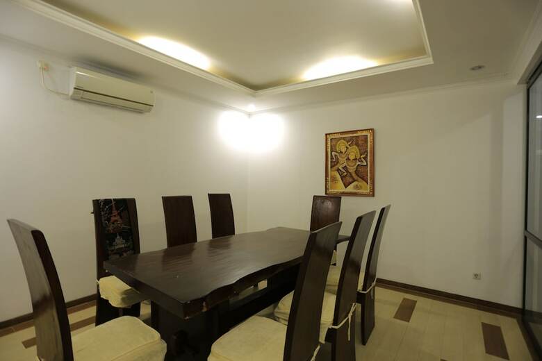Hotel Pi Home Baciro