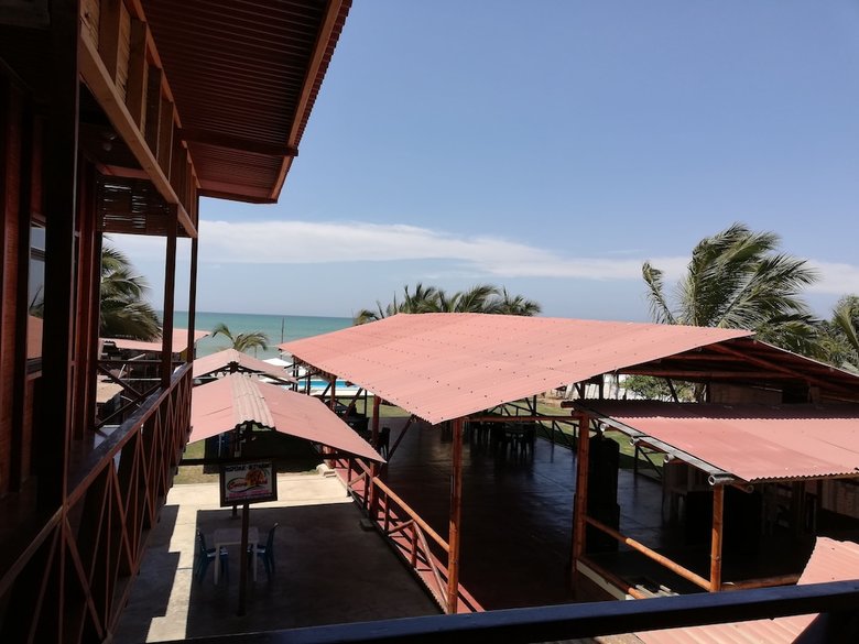Hotel Hospedaje Cueva Beach