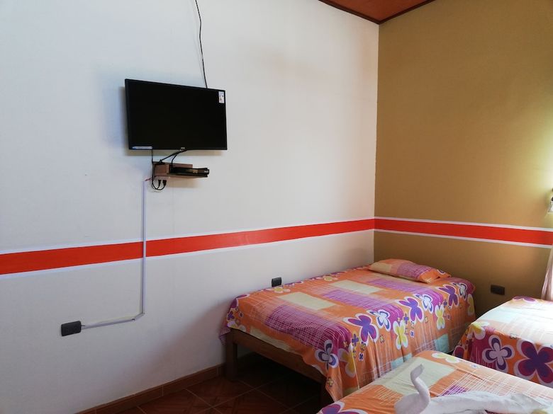 Hotel Hospedaje Cueva Beach
