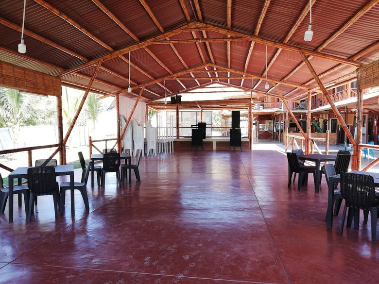 Hotel Hospedaje Cueva Beach