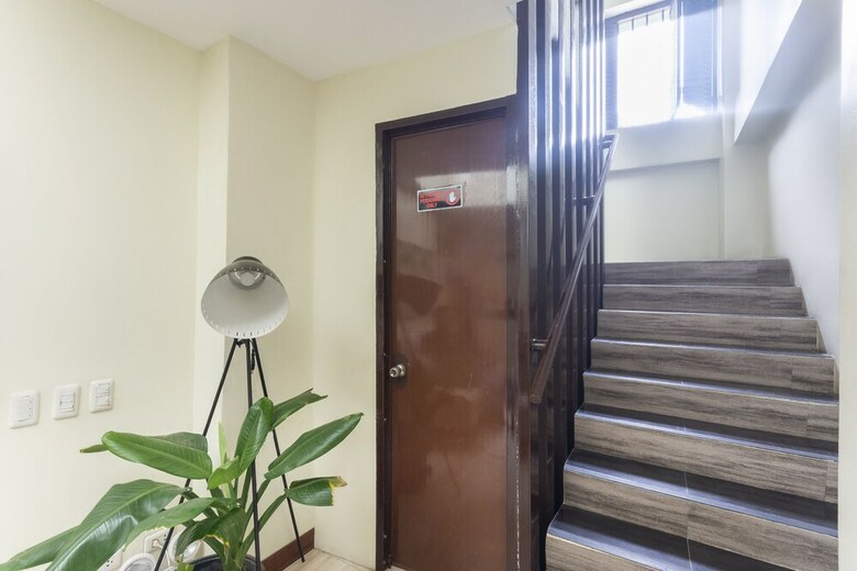 Hotel Oyo 540 Verovino Suites