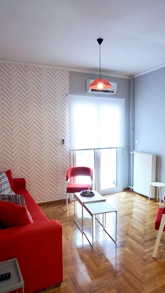 Apartamentos Beautiful Sunny Apt In Athens