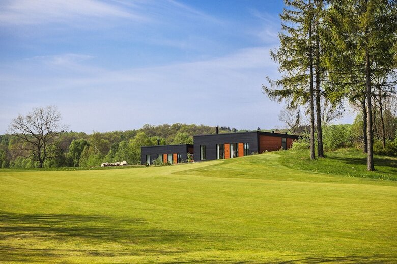 Hotel Woodlands Country Club