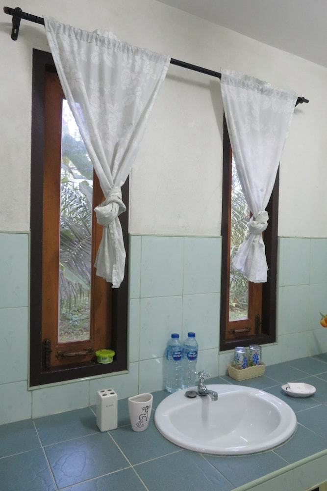 Hotel Manora Garden B & B
