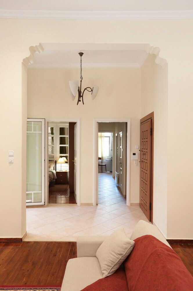 Pagrati Penthouse Apartment