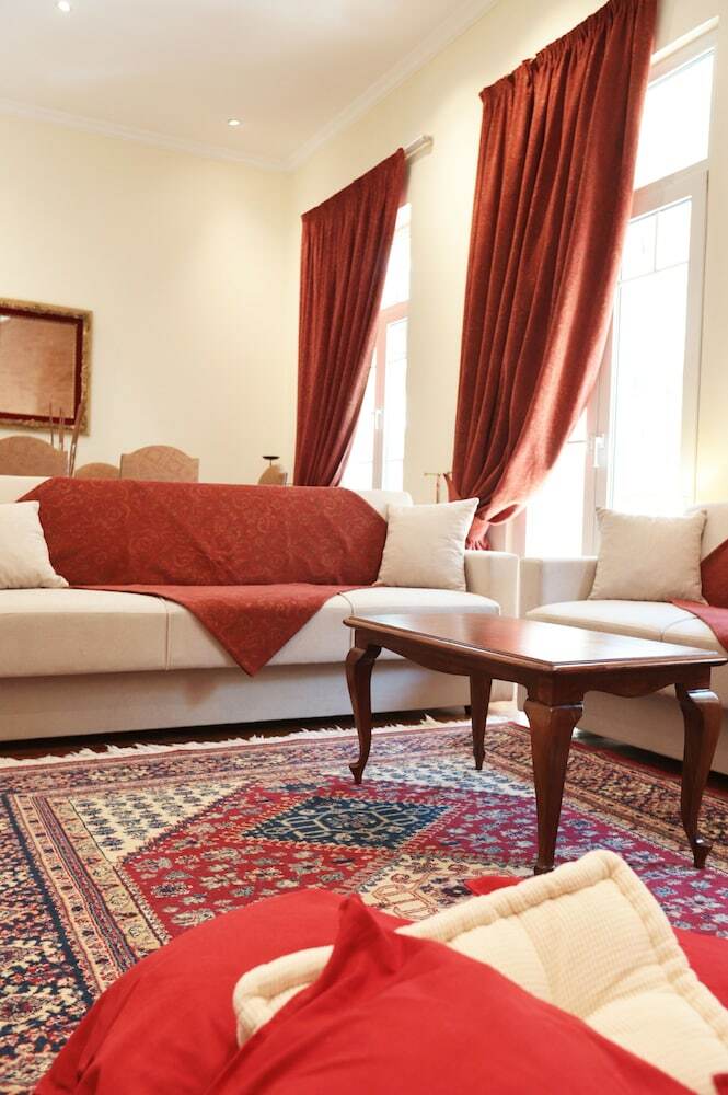 Pagrati Penthouse Apartment