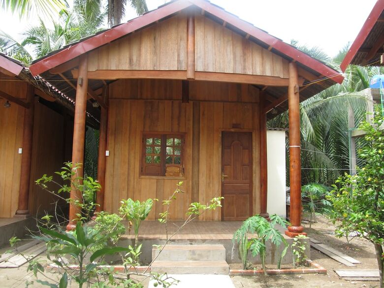Hotel Coconut Homestay