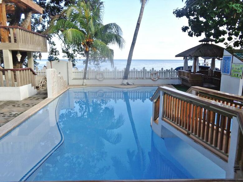 Hotel Island View Coastal Resort