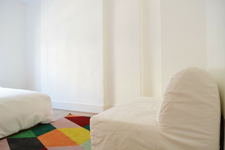 Comfortable 1 Bedroom Apartment With Great Connections