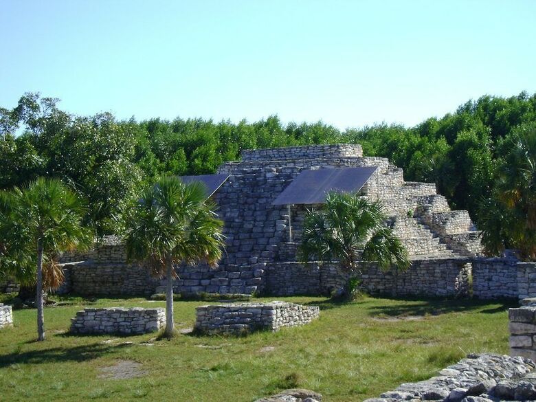 Hotel Y Restaurante Yaxactun
