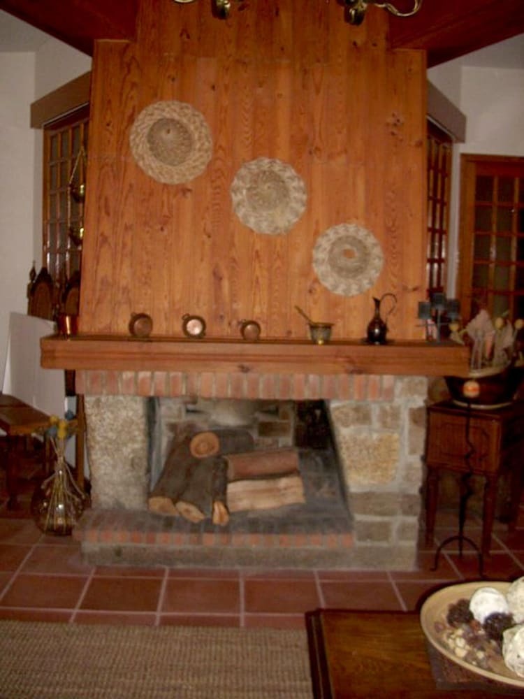 House With 5 Bedrooms In Bendada, Sabugal, With Wonderful Mountain View And Enclosed Garden