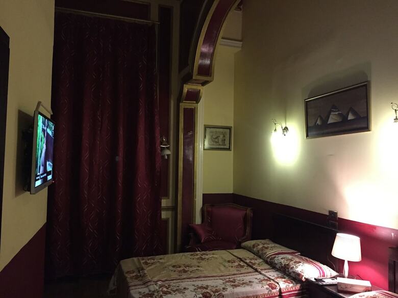 Hotel Cairo Inn