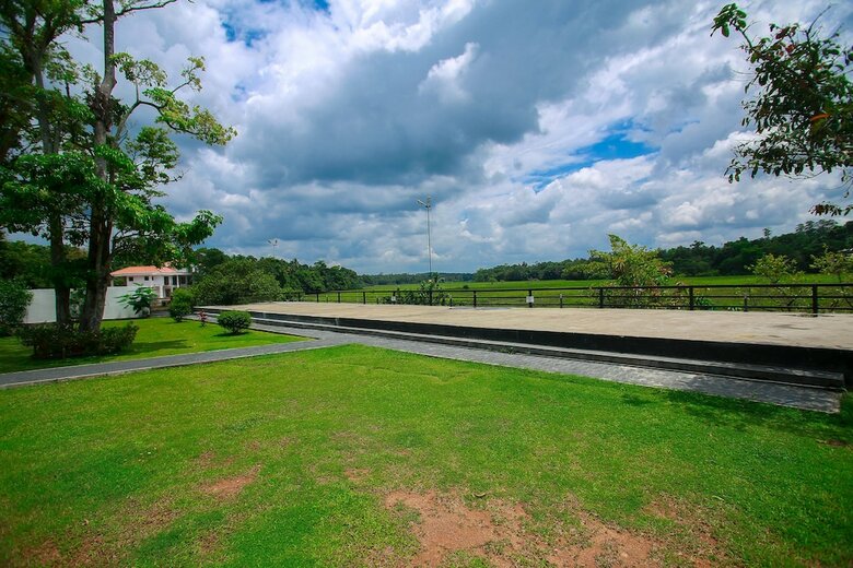 Hotel Amaya Green
