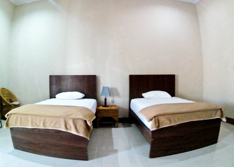 Hotel Nirwana Buton Villa